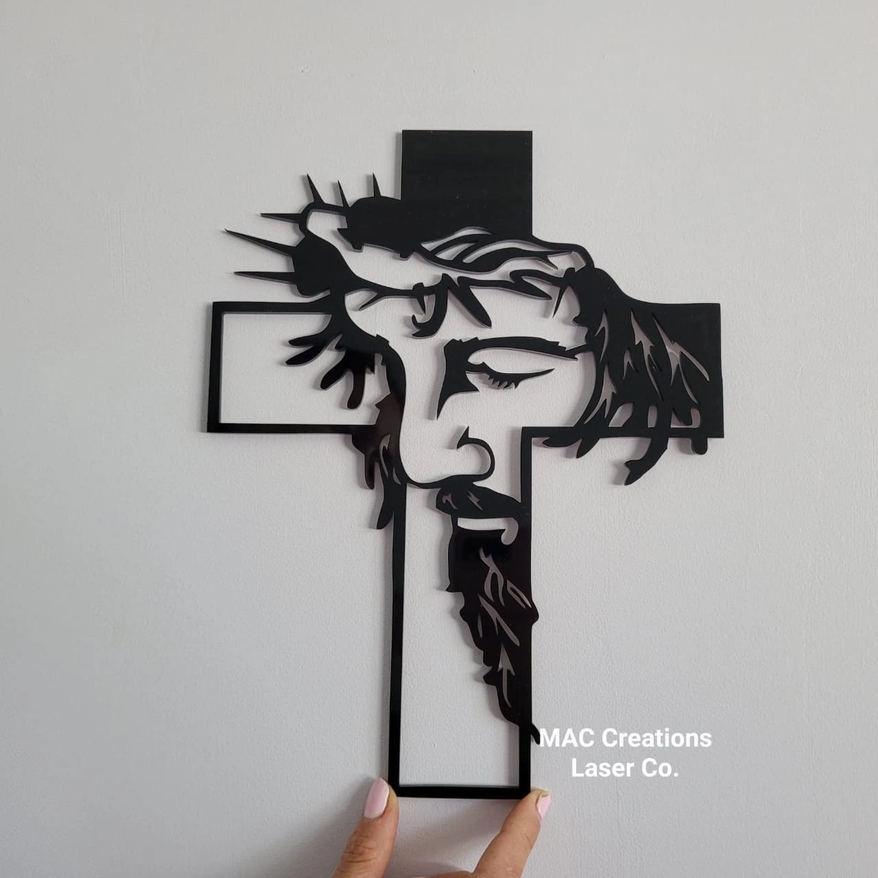 Jesus Cross Wall Decor, Wooden Decorative Wall Cross for Hanging Spiritual Art Sculpture Hollow Out Cross for Home Living Room Church School Office